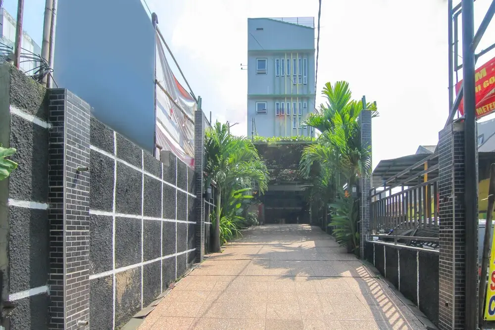 Бандунг: Airy Cihaurgeulis Surapati 235 Bandung