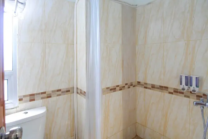 Бандунг: Airy Cihaurgeulis Surapati 235 Bandung