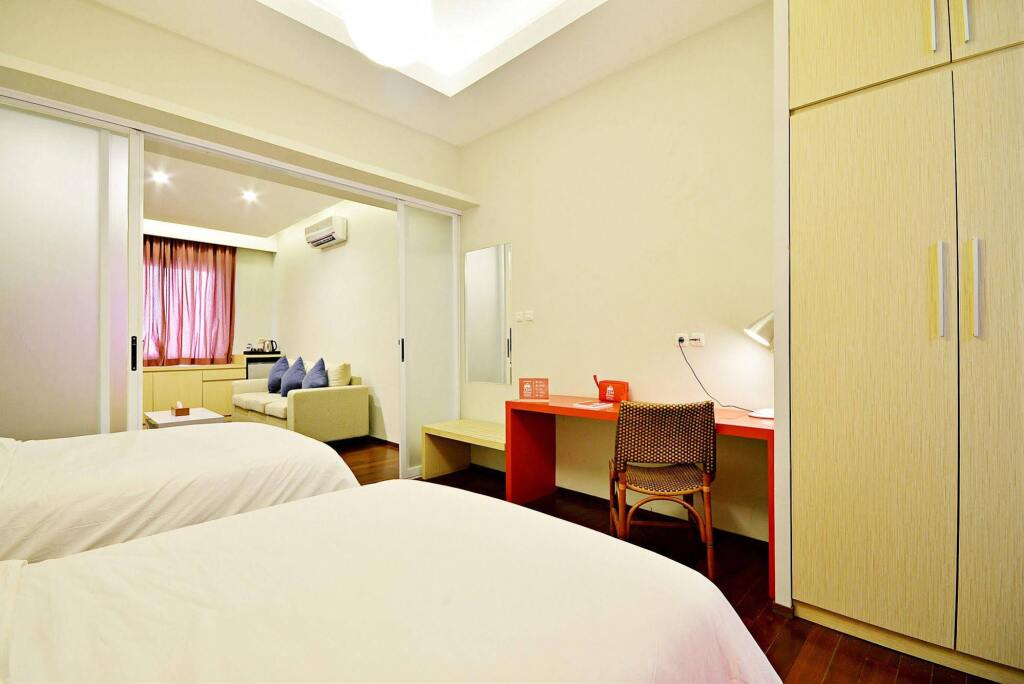 Джакарта: ZEN Premium Kemang Pejaten