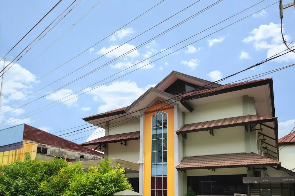 Airy Pontianak Selatan Imam Bonjol 111 — фото 1