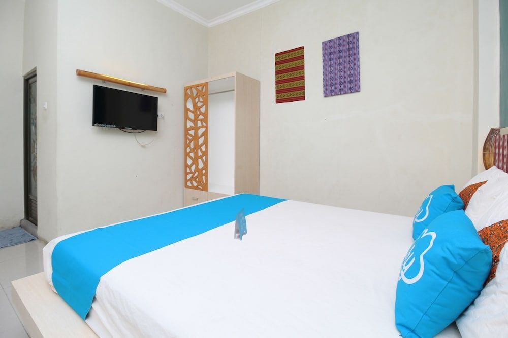 Макассар: Airy Panakkukang Bougenville 26 Makassar