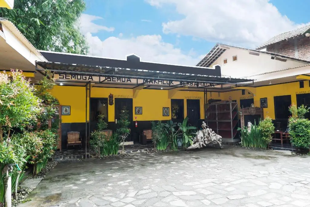 Боробудур: Super OYO 598 Udan Mas Guesthouse& Gallery