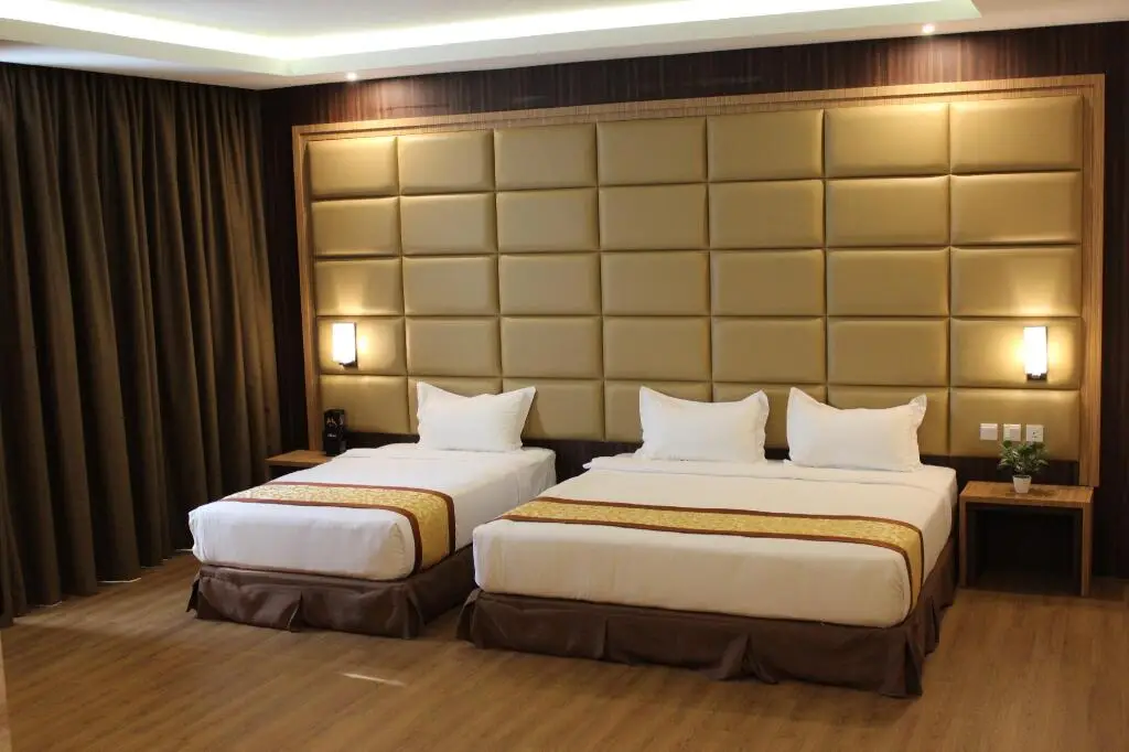 Батам: M One Hotel