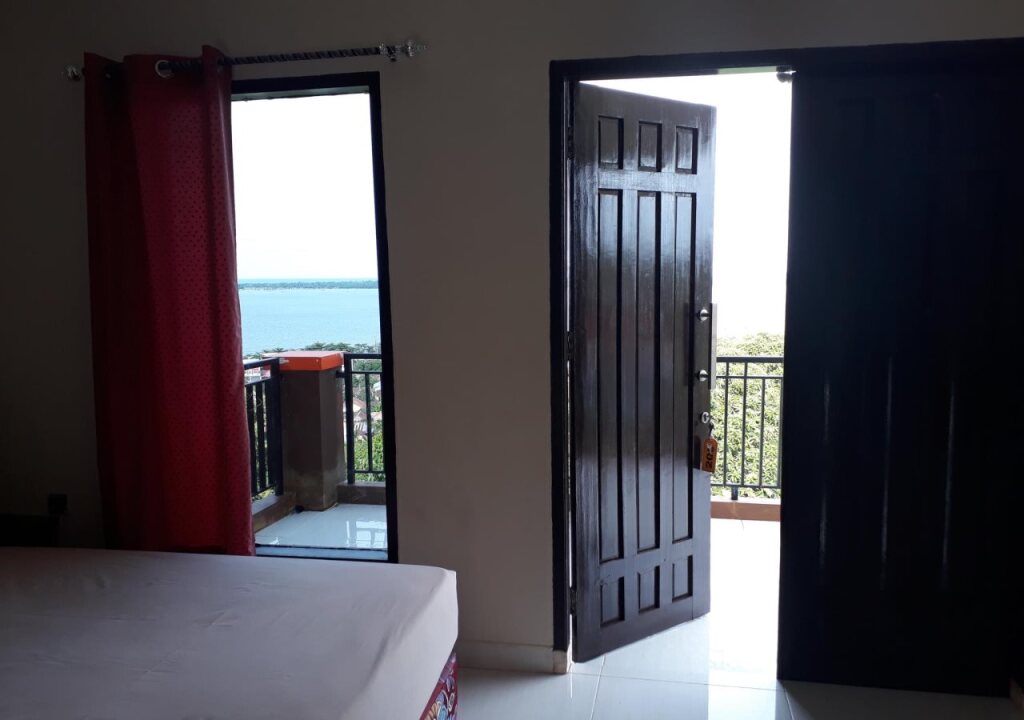 Паре-Паре: BUKIT KENARI Hotel & Restaurant