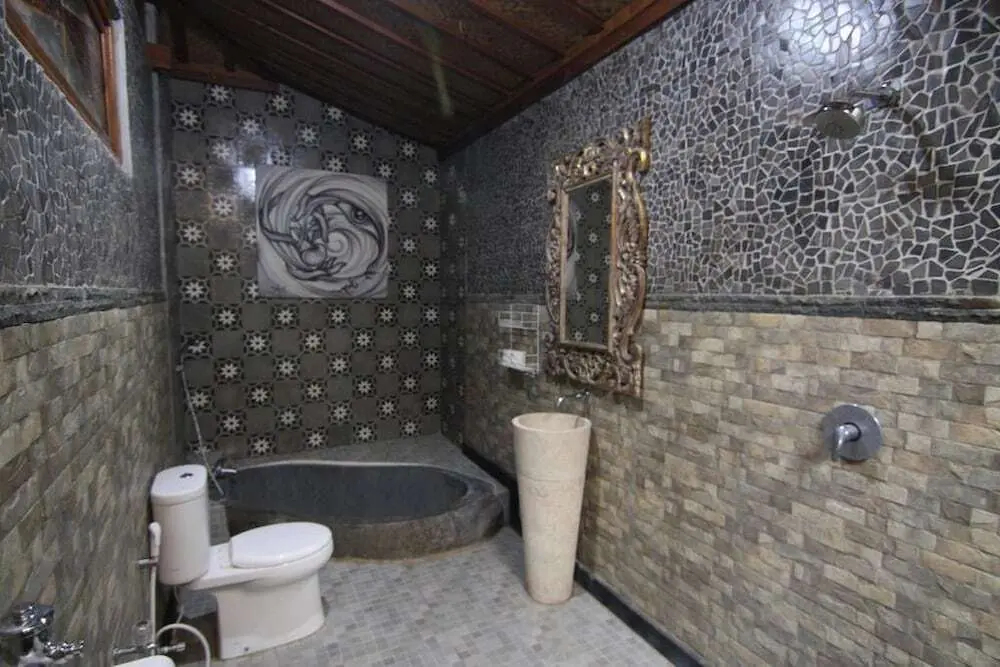 Севон: Bedhot Homestay