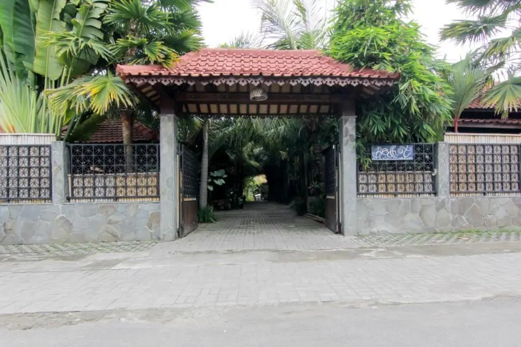 Севон: Bedhot Homestay