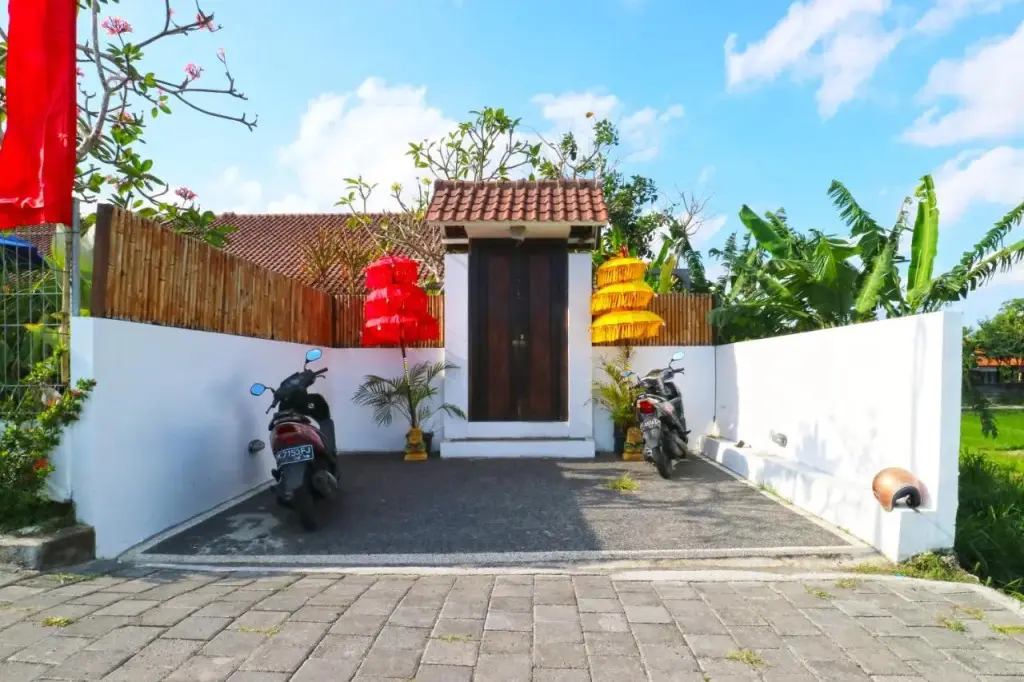 Переренан: Pererenan Nengah Guest House by ZUZU