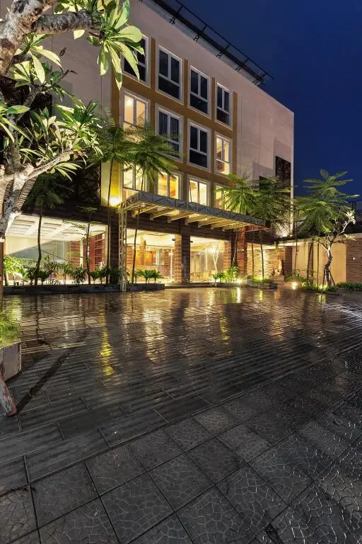 Батуретно: Hotel Adilla Syariah Ambarukmo