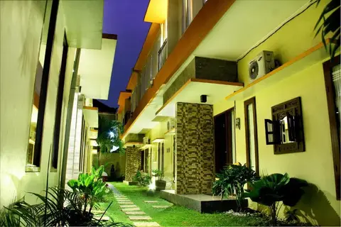 d'Lumbung Suites and Residence — фото 1