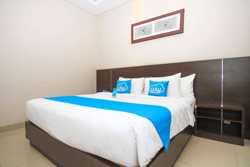 Санур: 巴厘岛登巴萨艾里萨努尔新路伍拉赖402号酒店(Airy Sanur Bypass Ngurah Rai 402 Bali)