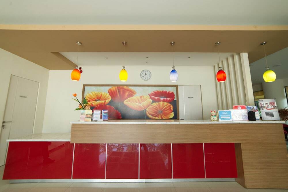 Макассар: Airy Ratu Indah Ratulangi 17 Makassar