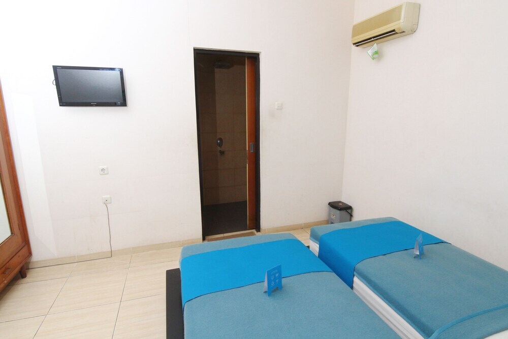Джокьякарта: Airy Mergangsan Taman Siswa 117 Yogyakarta