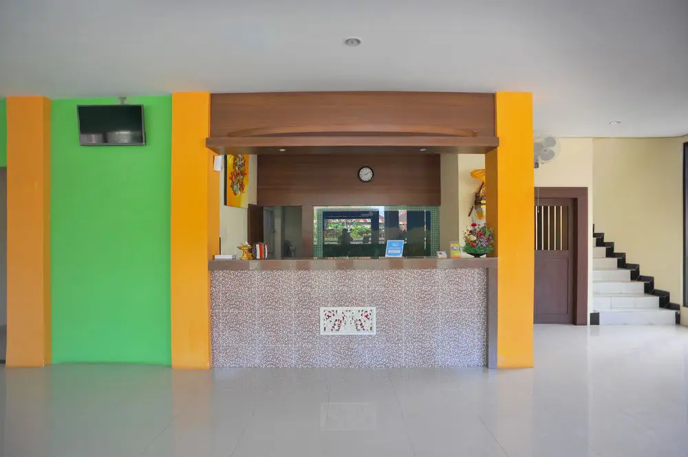 艾里巴厘岛島丹帕沙西弗洛勒斯島 5 號飯店(Airy Denpasar Barat Pulau Flores 5 Bali) — фото 1