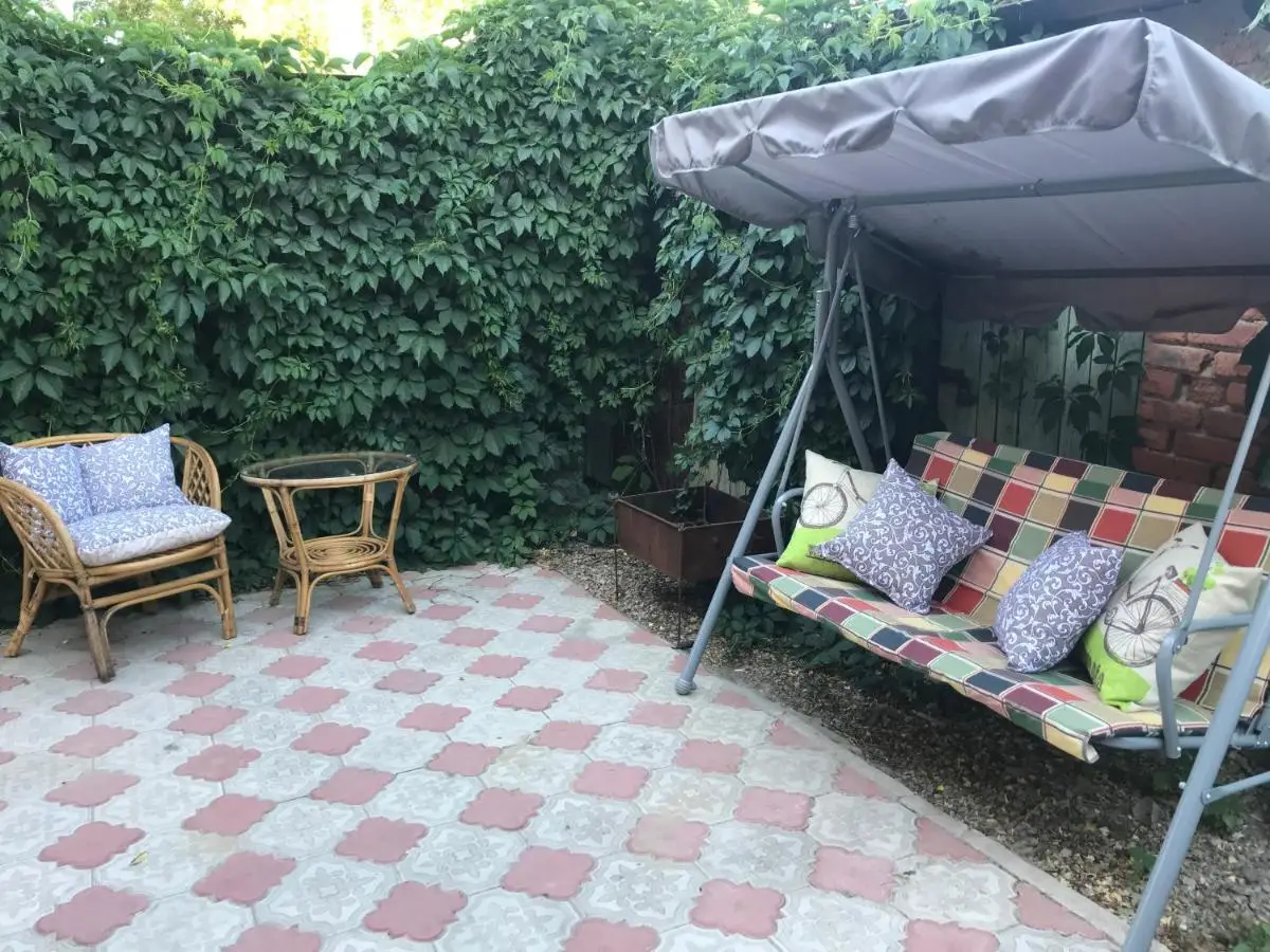 Ейск: Apartments on Armavirskaya 61