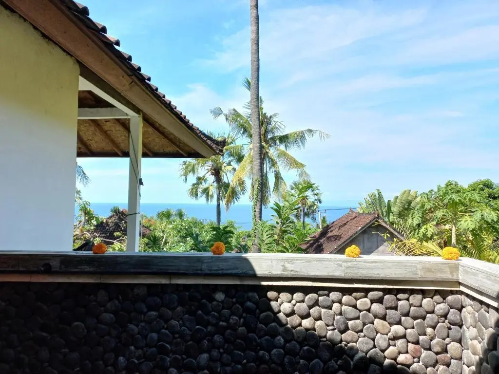 Серая: Frangipani Inn & Restaurant