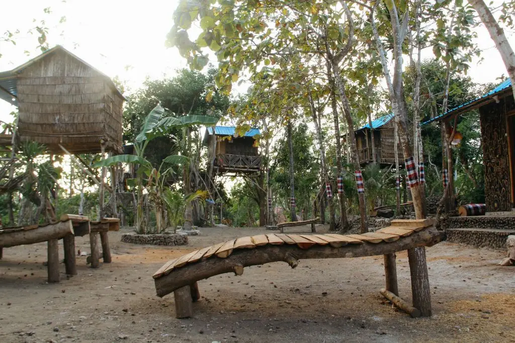 Пенида: Nyuh Bengkok Tree House