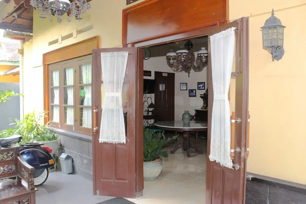 Джокьякарта: Airy Keraton Yogyakarta Wijilan Sawojajar 6