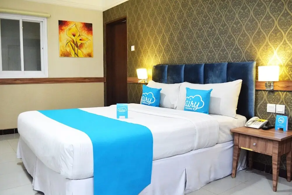 Суракарта: Airy Ngarsopuro Gatot Subroto 89 Solo