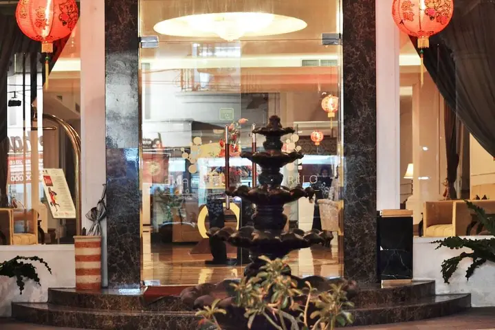 Суракарта: Airy Ngarsopuro Gatot Subroto 89 Solo
