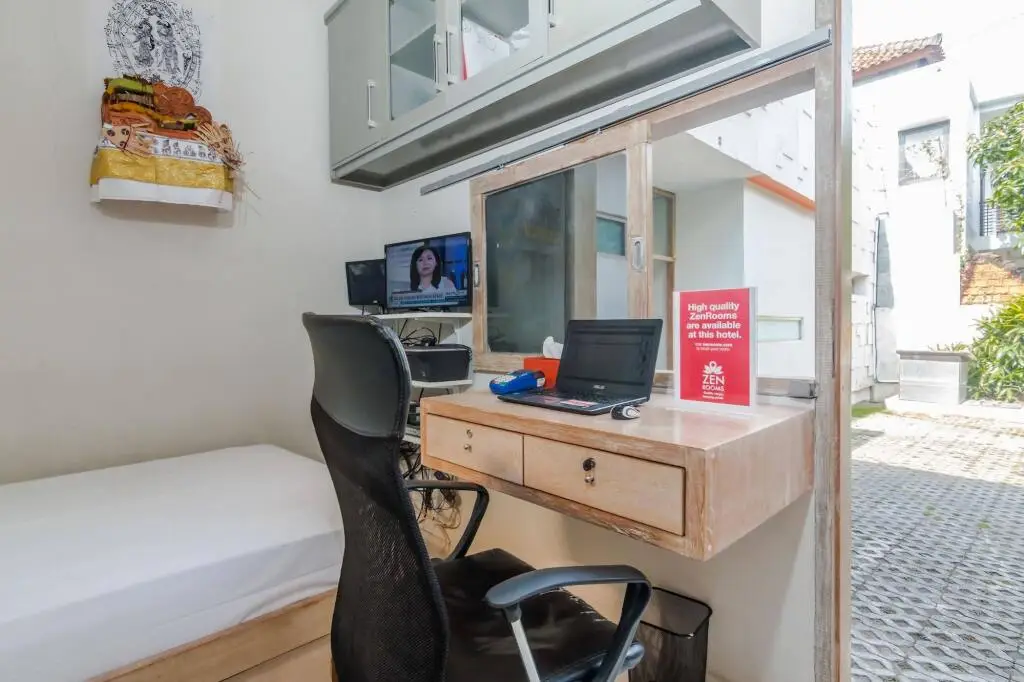 Денпасар: Zen Rooms Ciung Wanara Denpasar Syriath