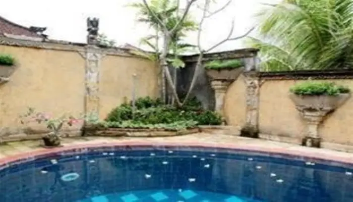Кута: Puri Anggrek Hotel