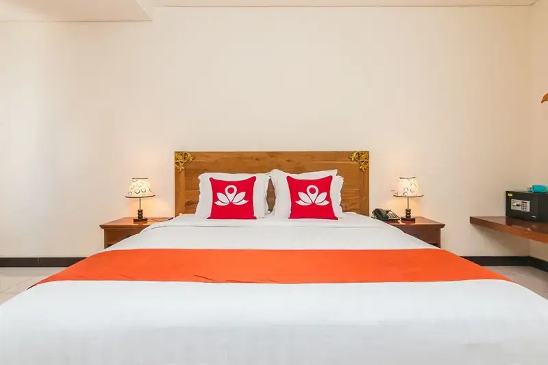 Денпасар: ZEN Rooms Puputan Renon