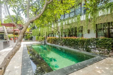 ZEN Rooms Seminyak Kunti Nuansa — фото 1