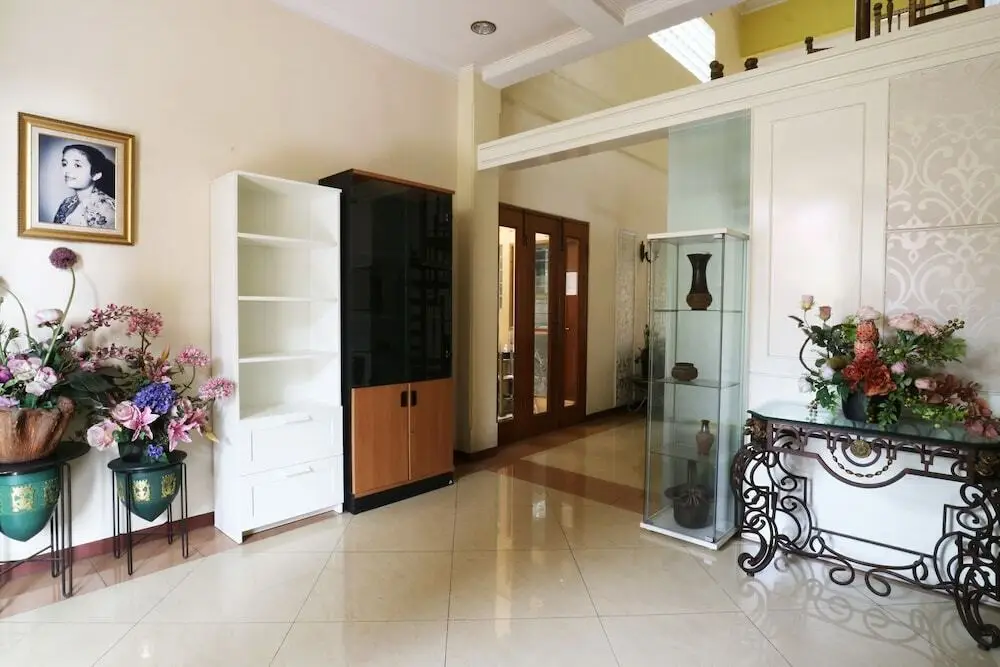 Джакарта: Maharani Guesthouse Tebet Syariah - Hostel