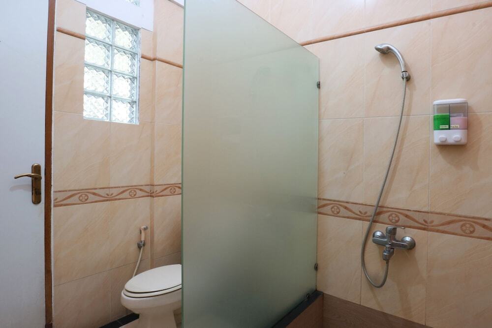 Джакарта: Maharani Guesthouse Tebet Syariah - Hostel