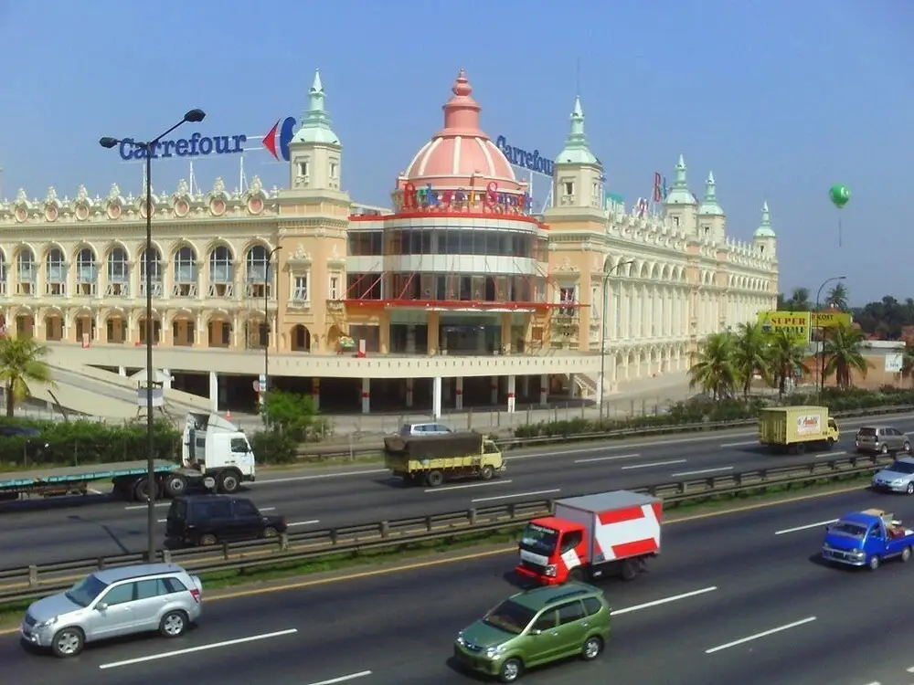 Бекаси: Literooms Bekasi