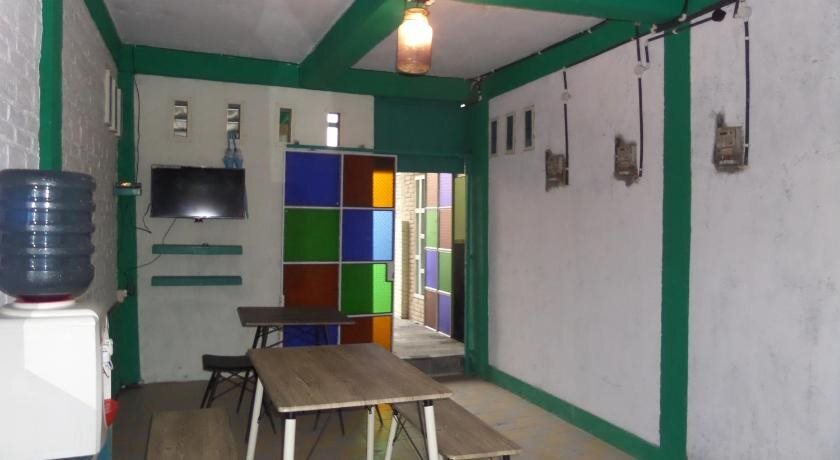 Депок: Omah Ndeliq Jogja