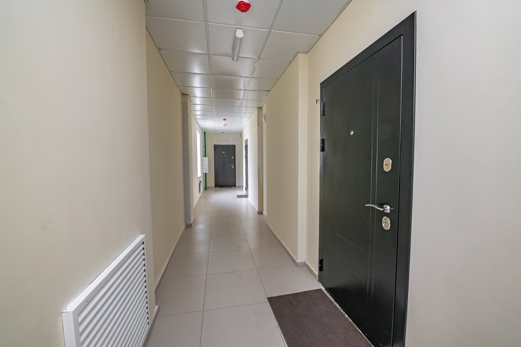 Владивосток: Апартаменты TopHouse на Каплунова 10 трёхкомнатные