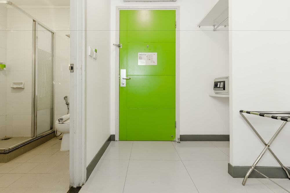 Джакарта: RedDoorz Plus @ Glodok Plaza