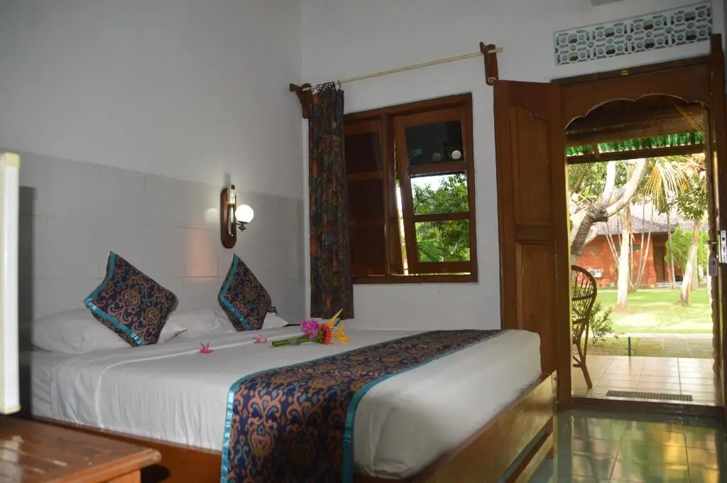 Темукус: Bagus Beach Resort Lovina