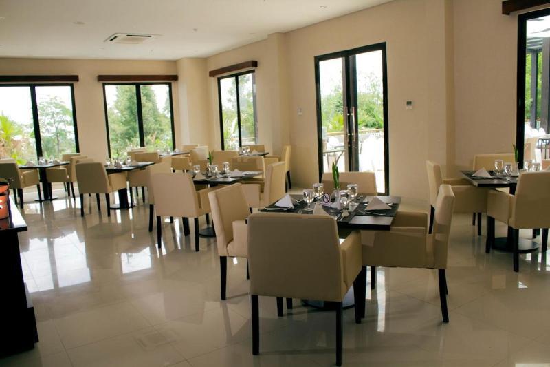Богор: Padjadjaran Suites Resort & Convention Hotel