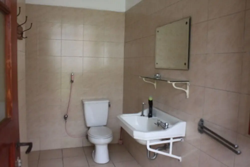 Бандунг: De Riau Guest House