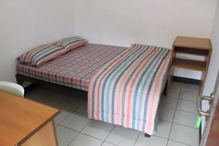 Бандунг: De Riau Guest House