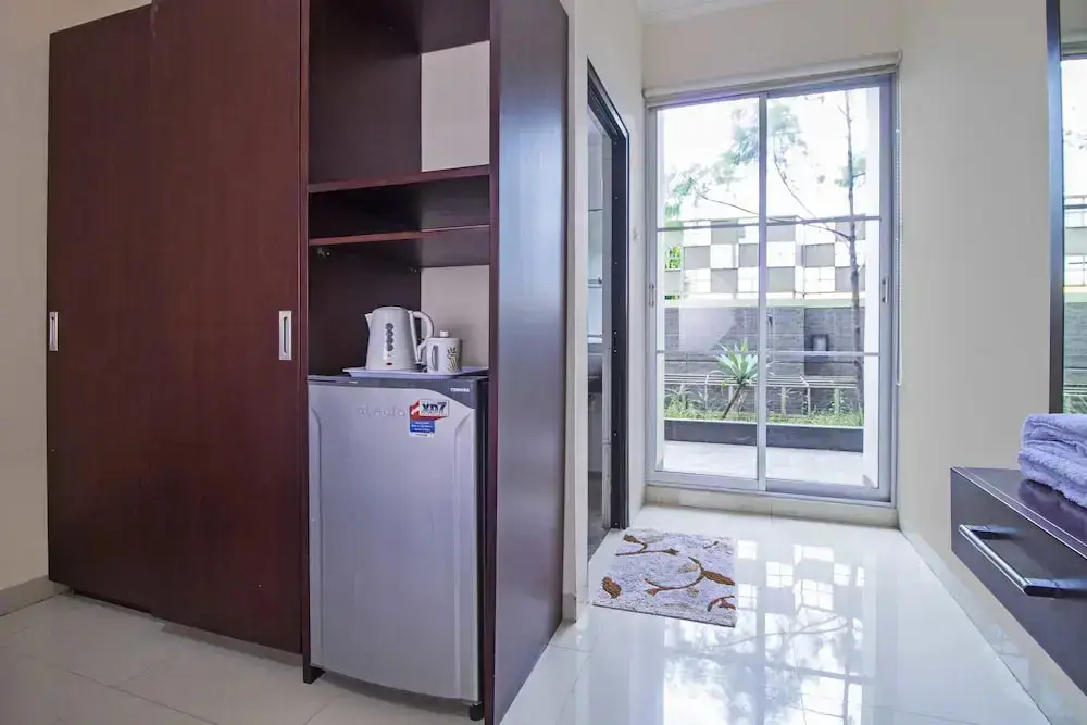 Джакарта: RedDoorz Plus Near Ambassador Mall