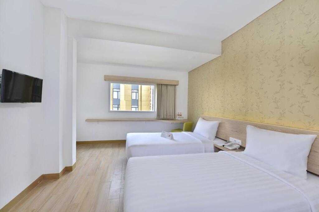 Джакарта: Whiz Hotel Falatehan Jakarta
