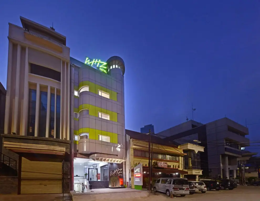 Джакарта: Whiz Hotel Falatehan Jakarta