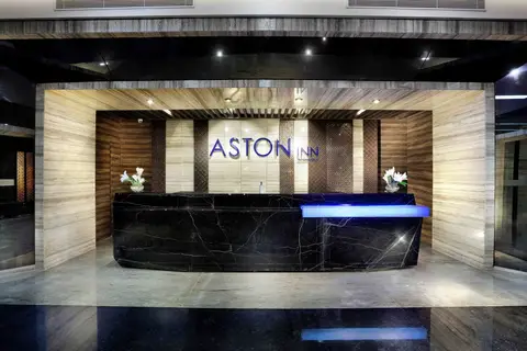 Aston Inn Pandanaran Semarang — фото 1