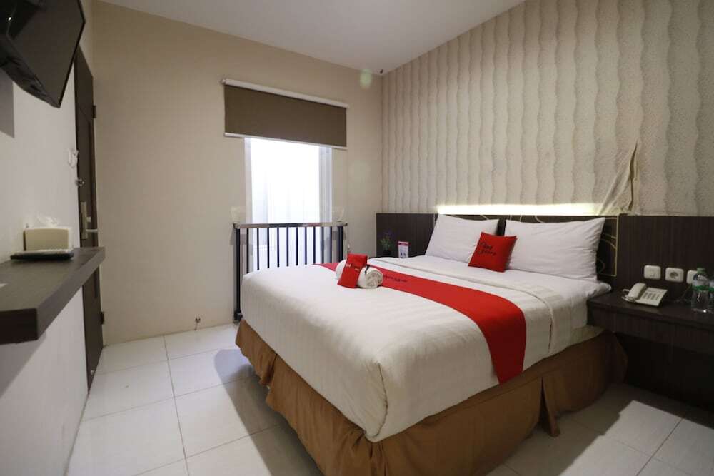 Матарам: RedDoorz Plus @ Airlangga Mataram