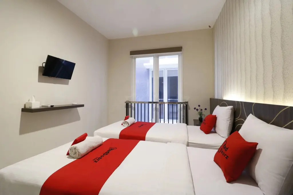 Матарам: RedDoorz Plus @ Airlangga Mataram