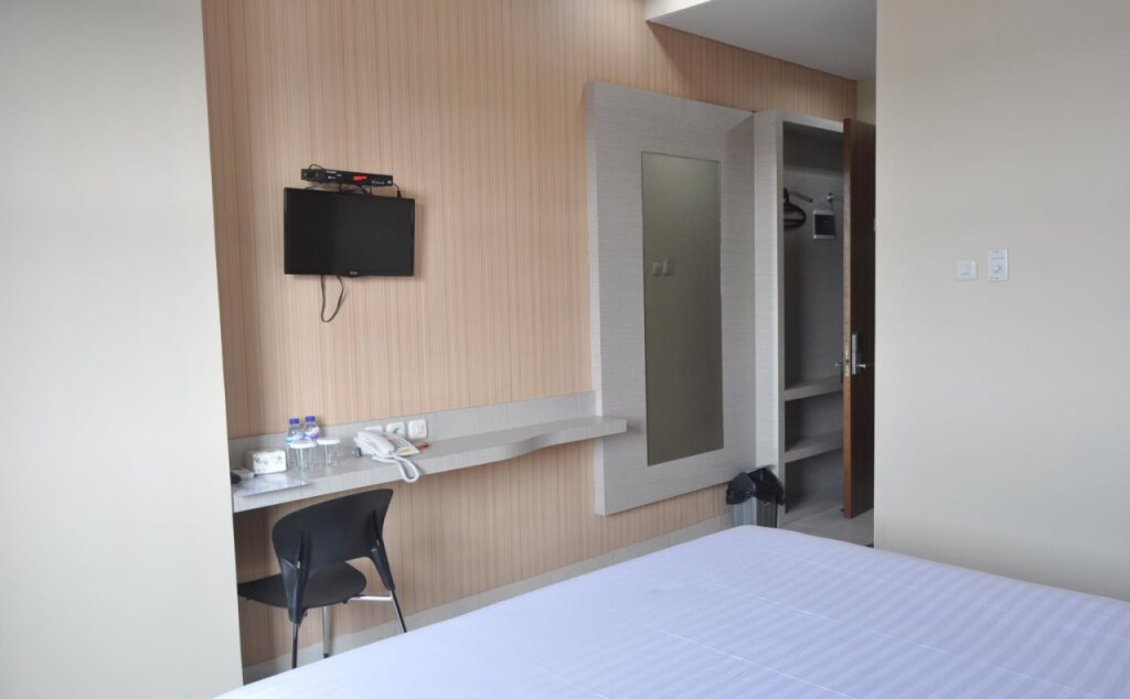 Пурвокерто: Hotel D'Ben