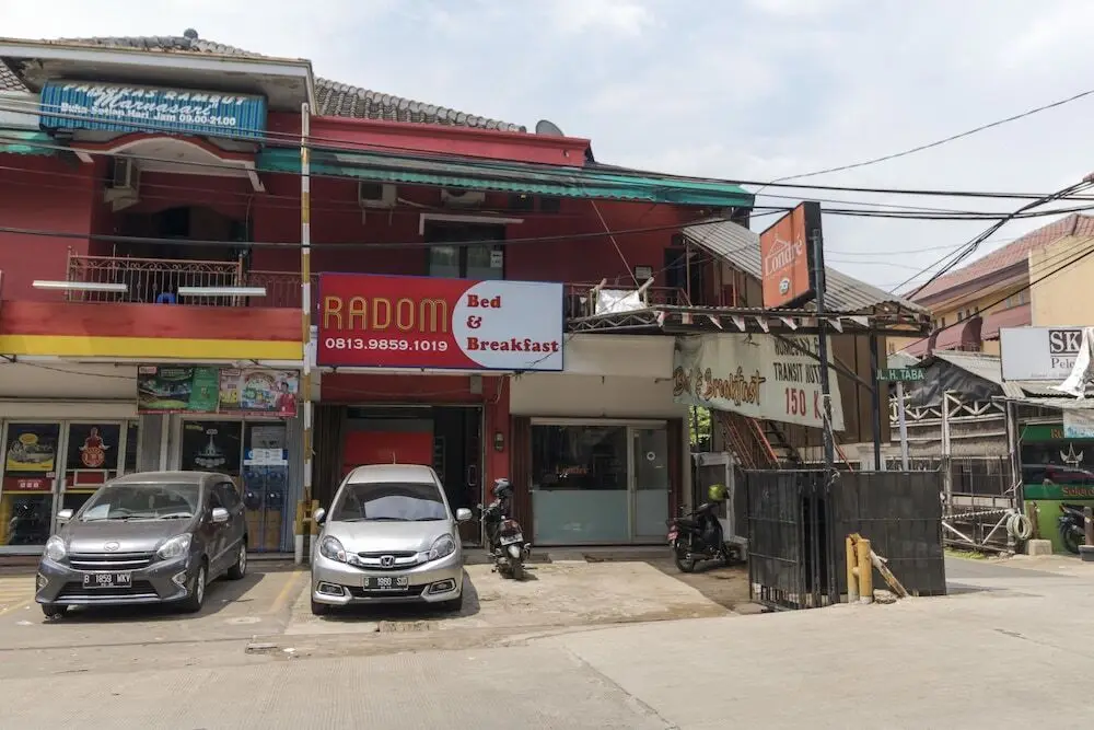 Джакарта: RedDoorz @ Duren Sawit