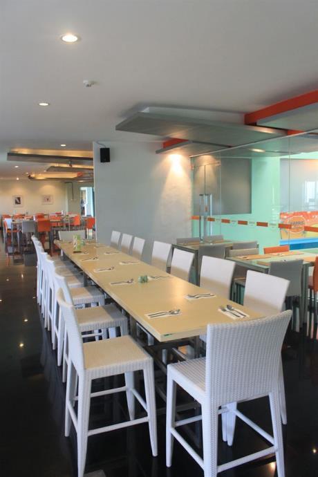 Чангу: Harris Riverview Kuta