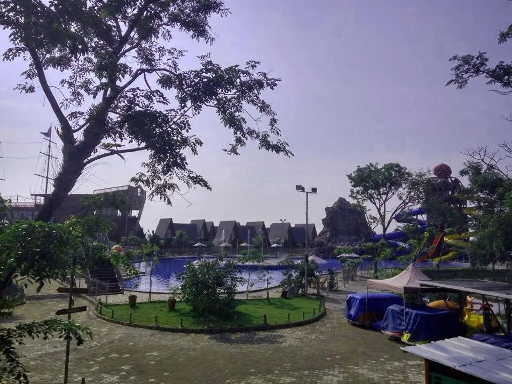 Чиребон: Seaview Cottage Cirebon Waterland