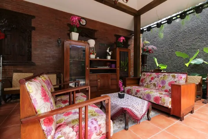 Слеман: RedDoorz Plus Near Jogja Kembali Monument