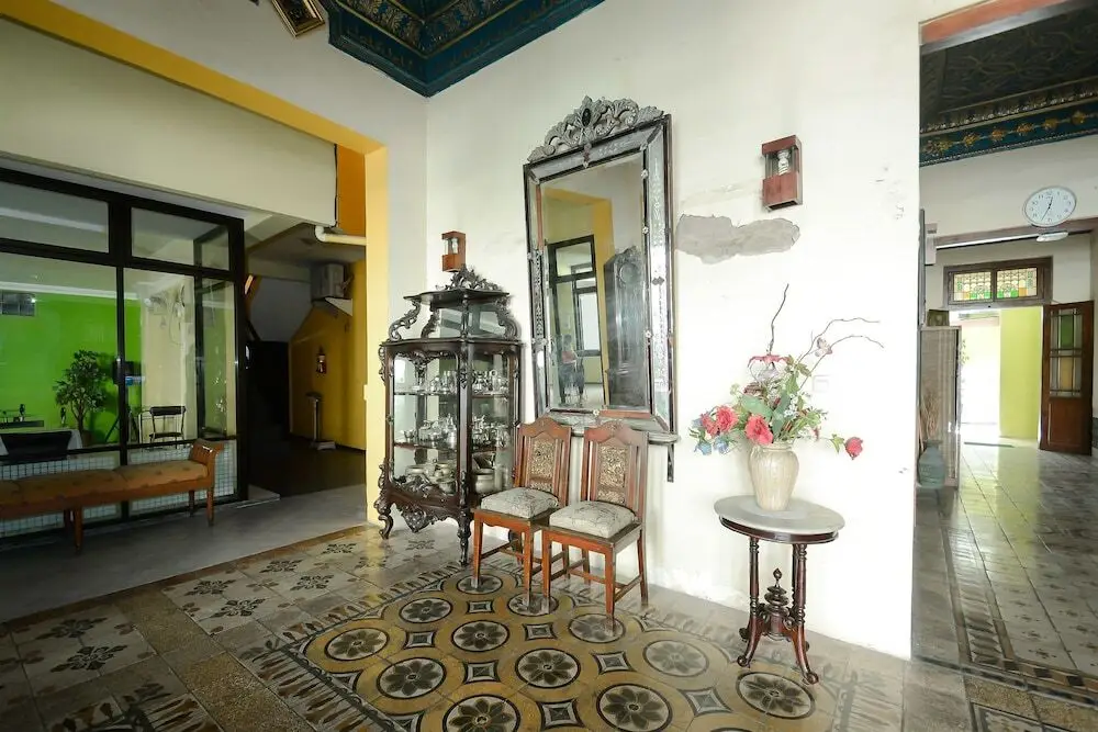 Сурабая: Airy Eco Syariah Bongkaran Jagalan 64 Surabaya