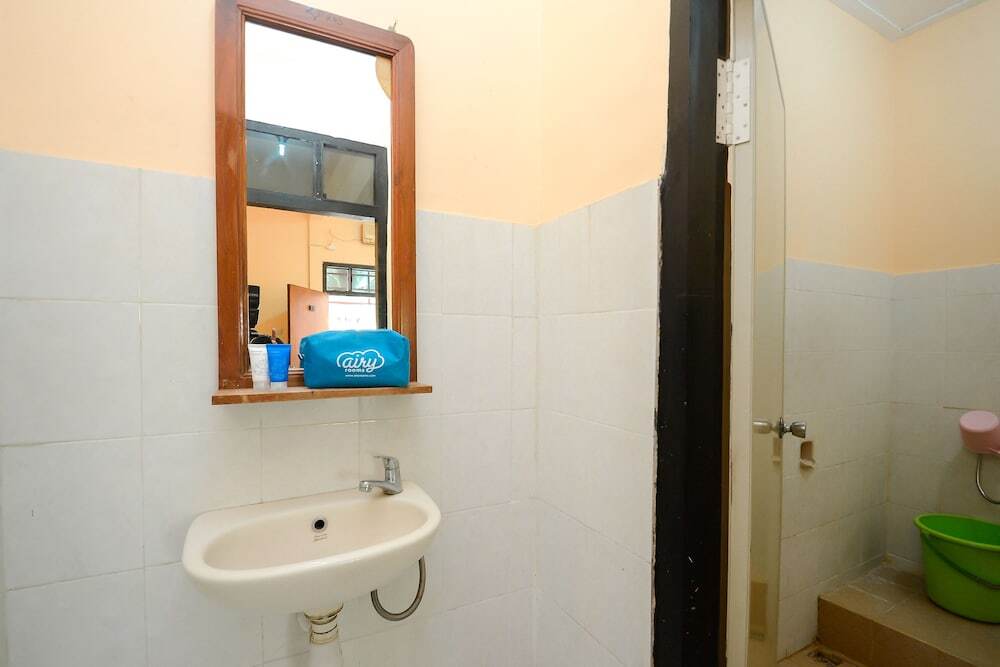 Сурабая: Airy Eco Syariah Bongkaran Jagalan 64 Surabaya